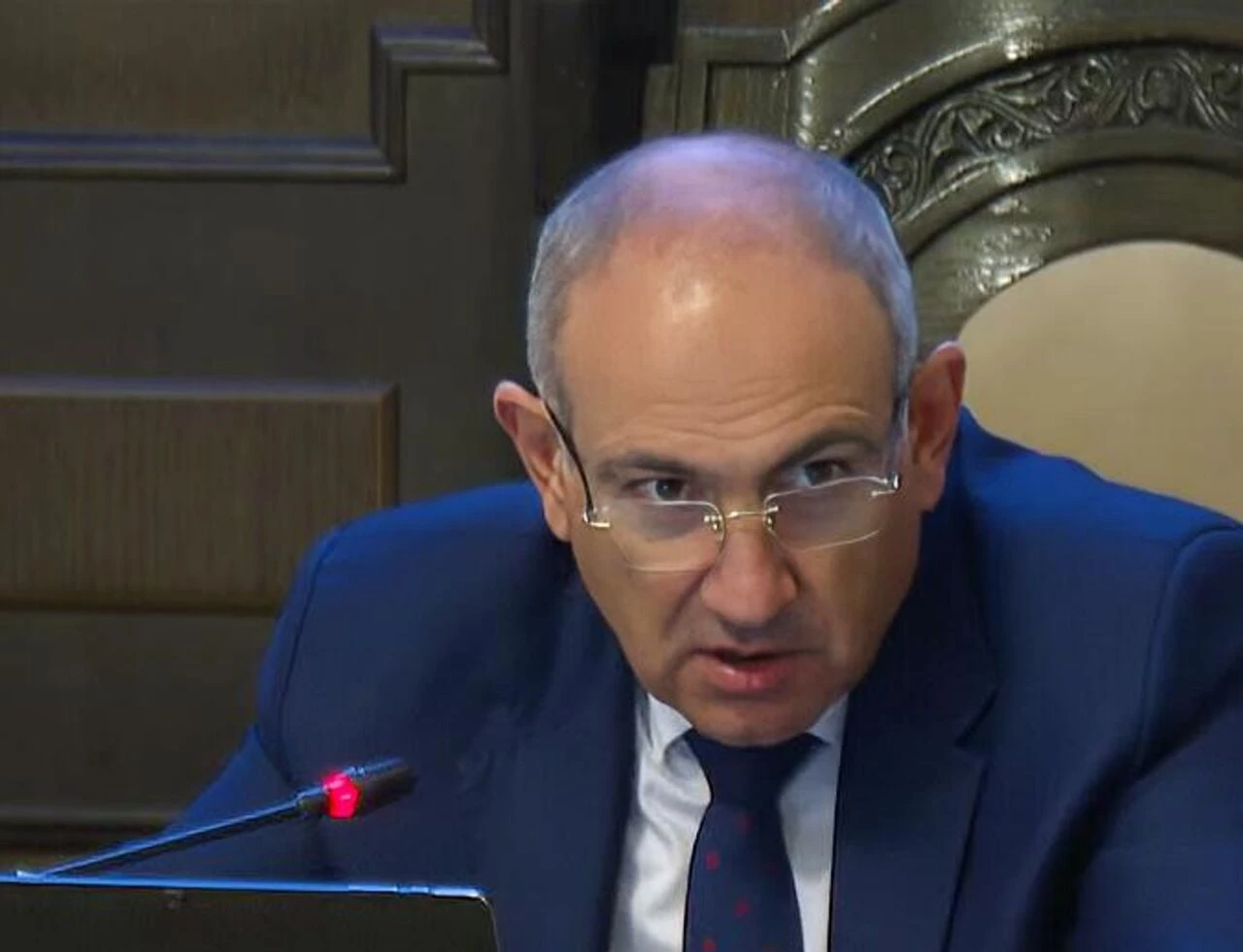 «Հրապարակ». ՔՊ-ում մտահոգված են Փաշինյանի պահվածքից