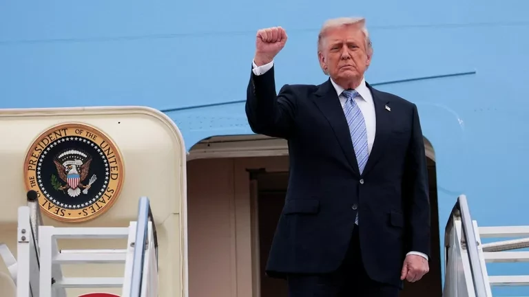 Трамп завершил трёхдневный визит в Пекин