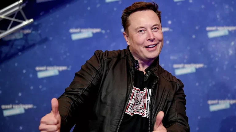 SpaceX подала заявку на IPO: Это может сделать Илона Маска триллионером