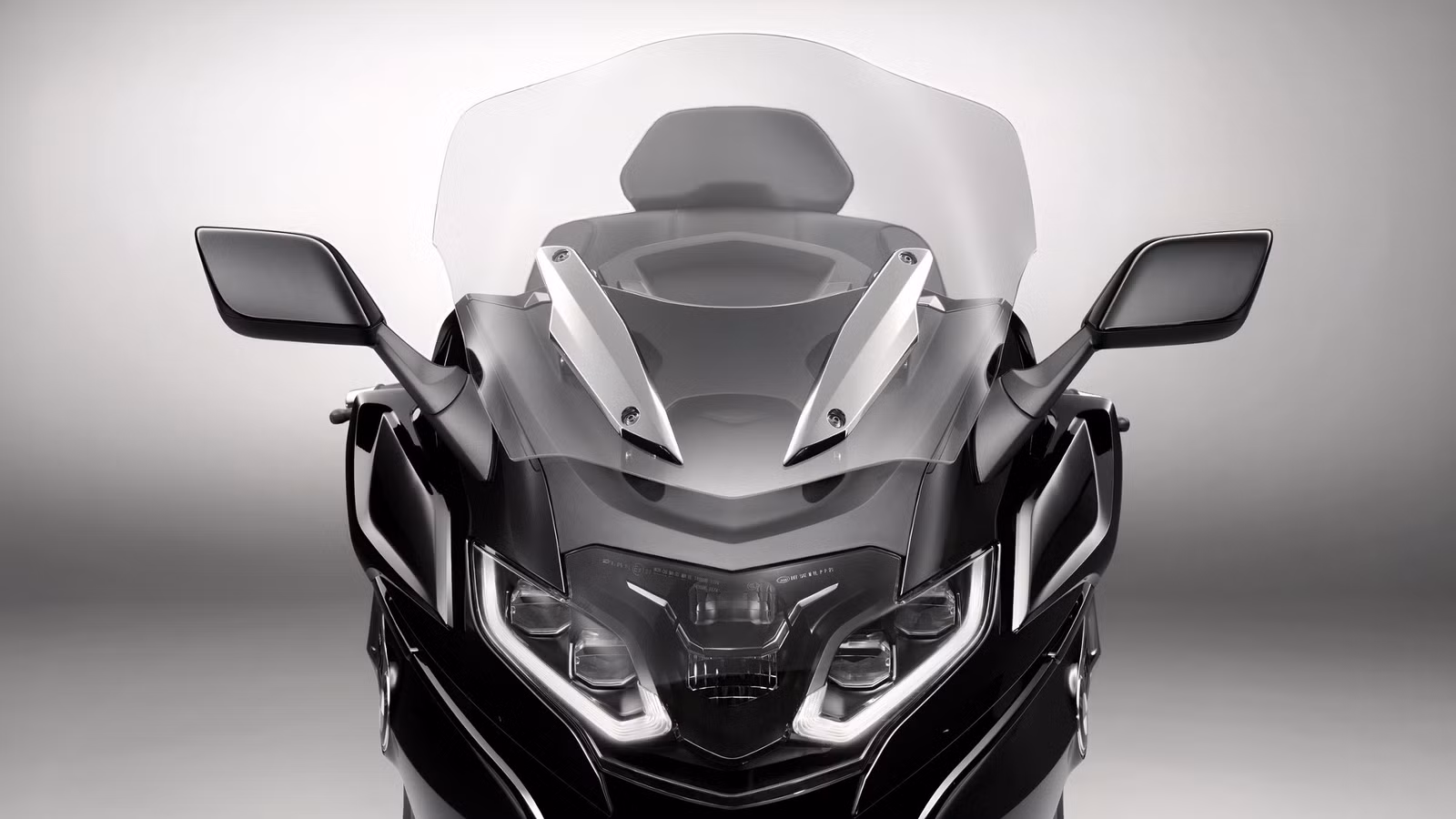BMW K 1600 GTL: The Touring Rival Leaving Gold Wing Owners Questioning