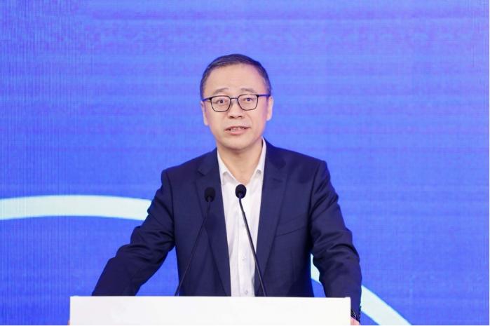 吉利控股公布2025可持续发展“成绩单”  携手中汽协发布首份中国电动汽车出海ESG报告