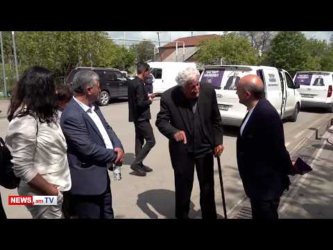 «Լուսավոր Հայաստանի» անդամները Խնձորեսկում քարոզարշավ են իրականացնում