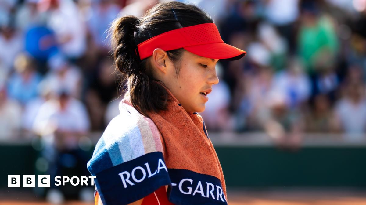 Raducanu beaten in French Open first round