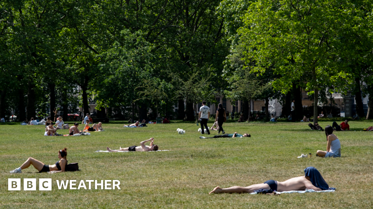 UK braces for hottest May day on record as 30C heat continues