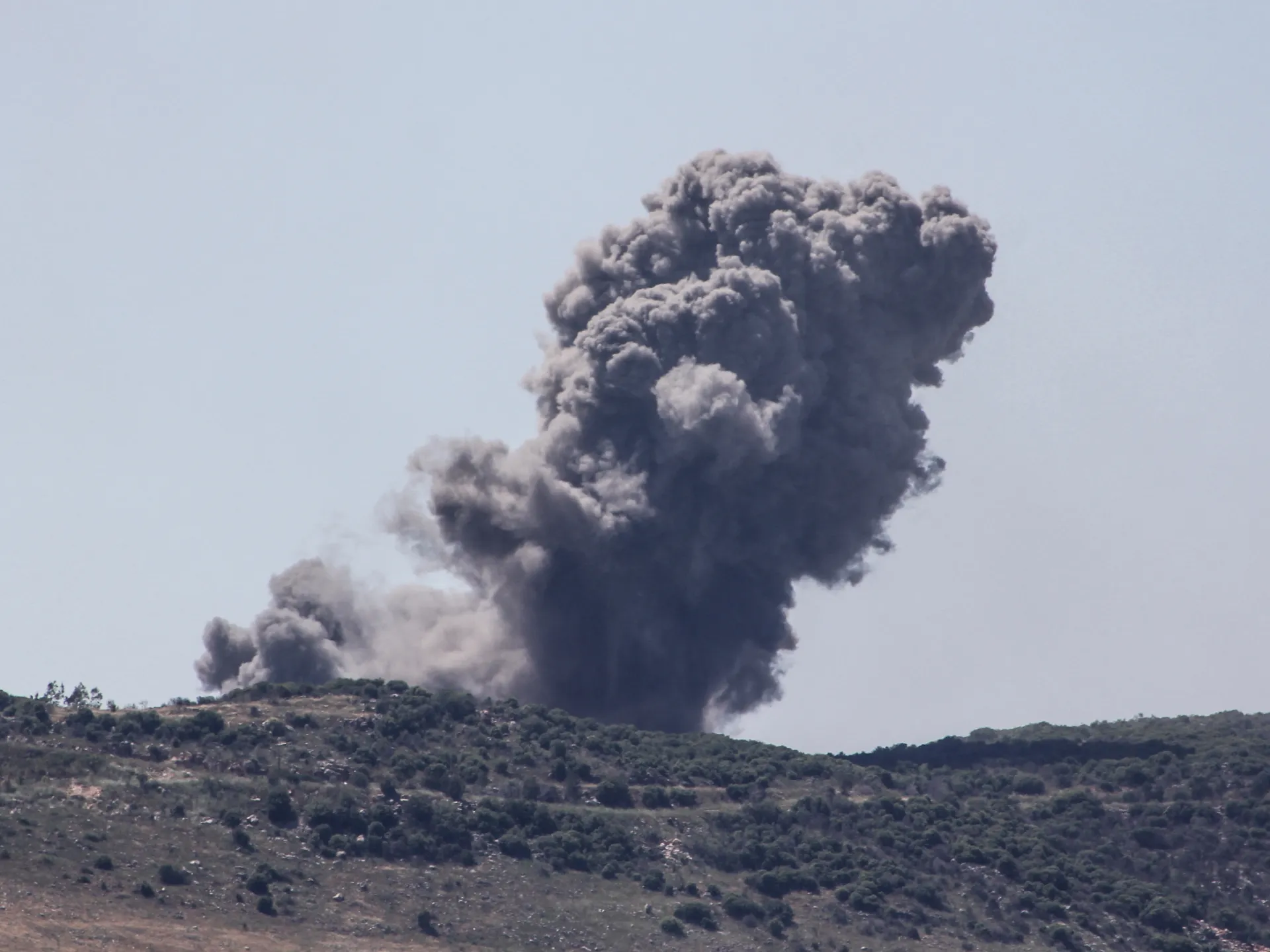 Israel kills three in attacks on Lebanon, issues more displacement orders