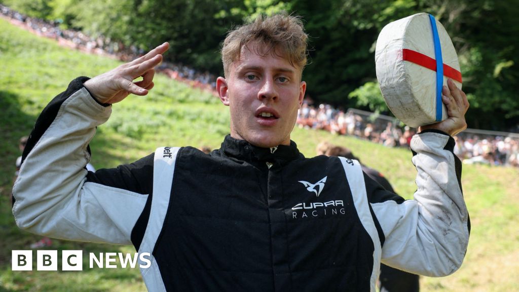 German YouTuber retains cheese roll champion title