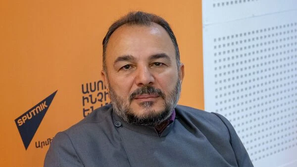 «Հրապարակ»․ Վրթանես եպիսկոպոս Աբրահամյանը «անհետացել է ռադարներից»