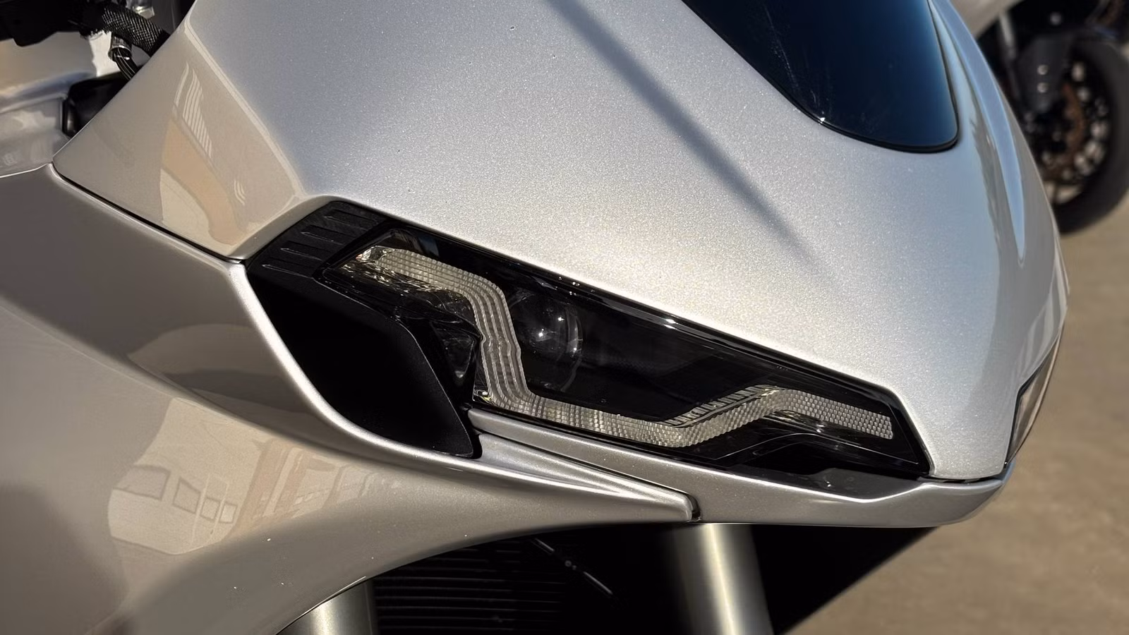 Here's When The Norton Manx R Will Hit US Dealerships