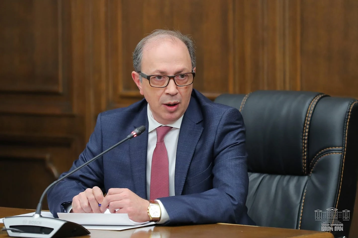 Ара Айвазян: Турция и Запад поддерживают Пашиняна, потому что он ведет Армению к пантюркскому проекту