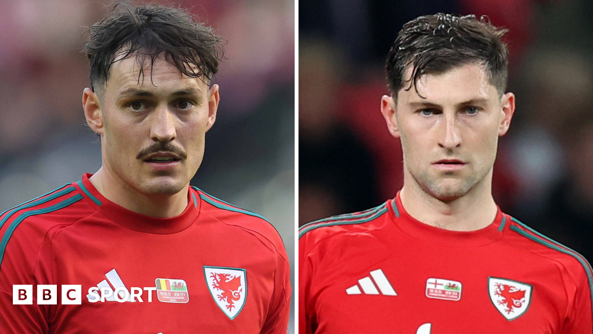 Roberts and Davies return from injury for Wales
