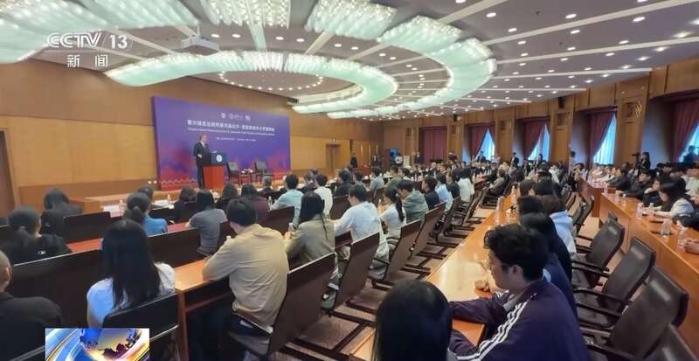 武契奇：点赞中国负责任形象 中塞友谊历久弥坚