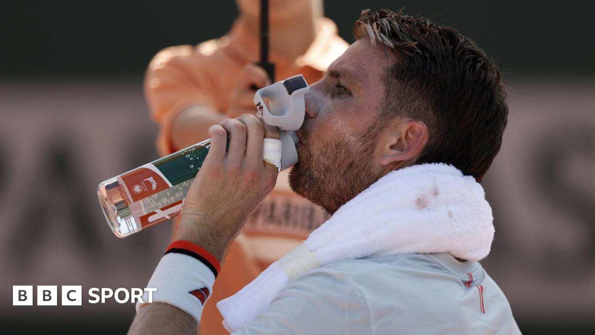 Norrie retires injured at Grand Slam for first time