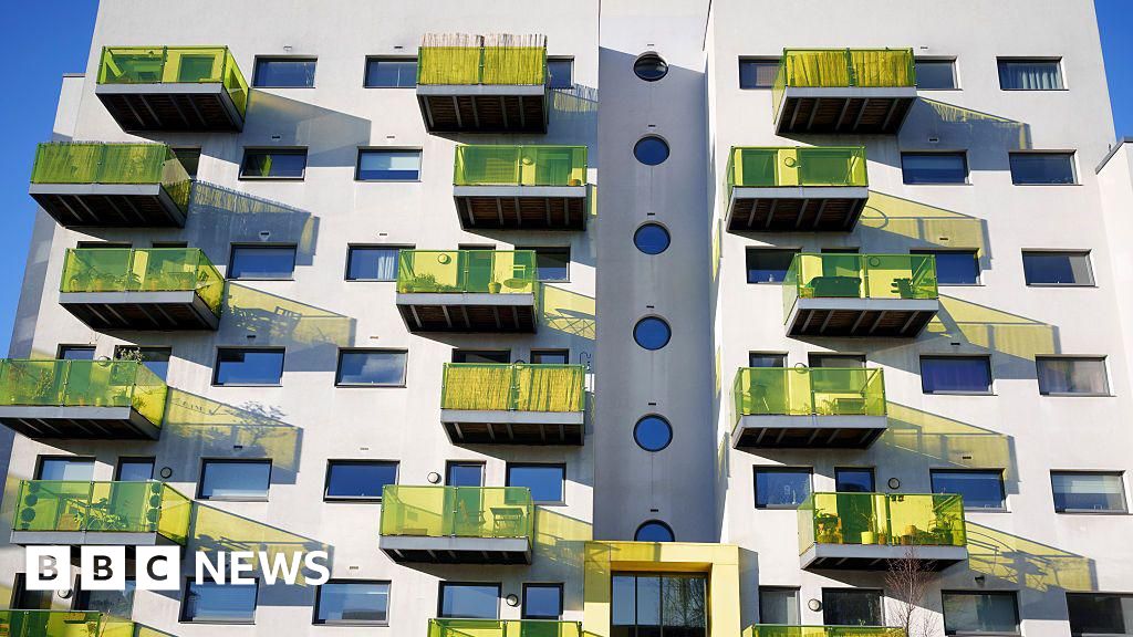 Speed up £250 cap on leasehold ground rent, MPs urge
