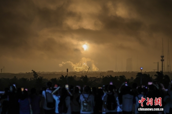 中国成功发射通信技术试验卫星二十四号