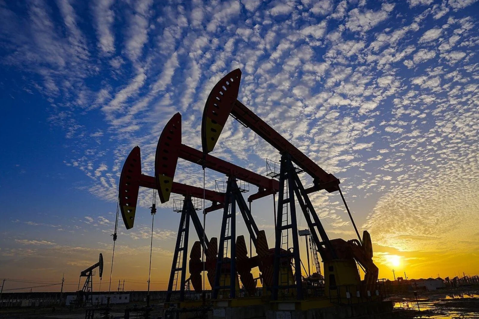 Brent-ն էժանացել է` մեկ բարելի համար հասնելով 98,06 դոլարի