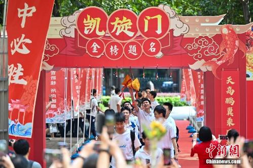 山东医疗团队举多学科之力 为肿瘤患儿撑起“健康伞”