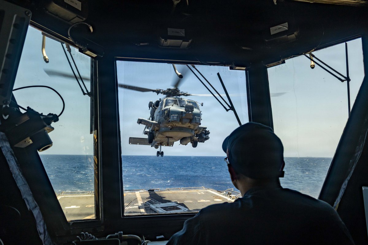 CENTCOM: В рамках морской блокады Ирана перенаправлены 75 коммерческих судов
