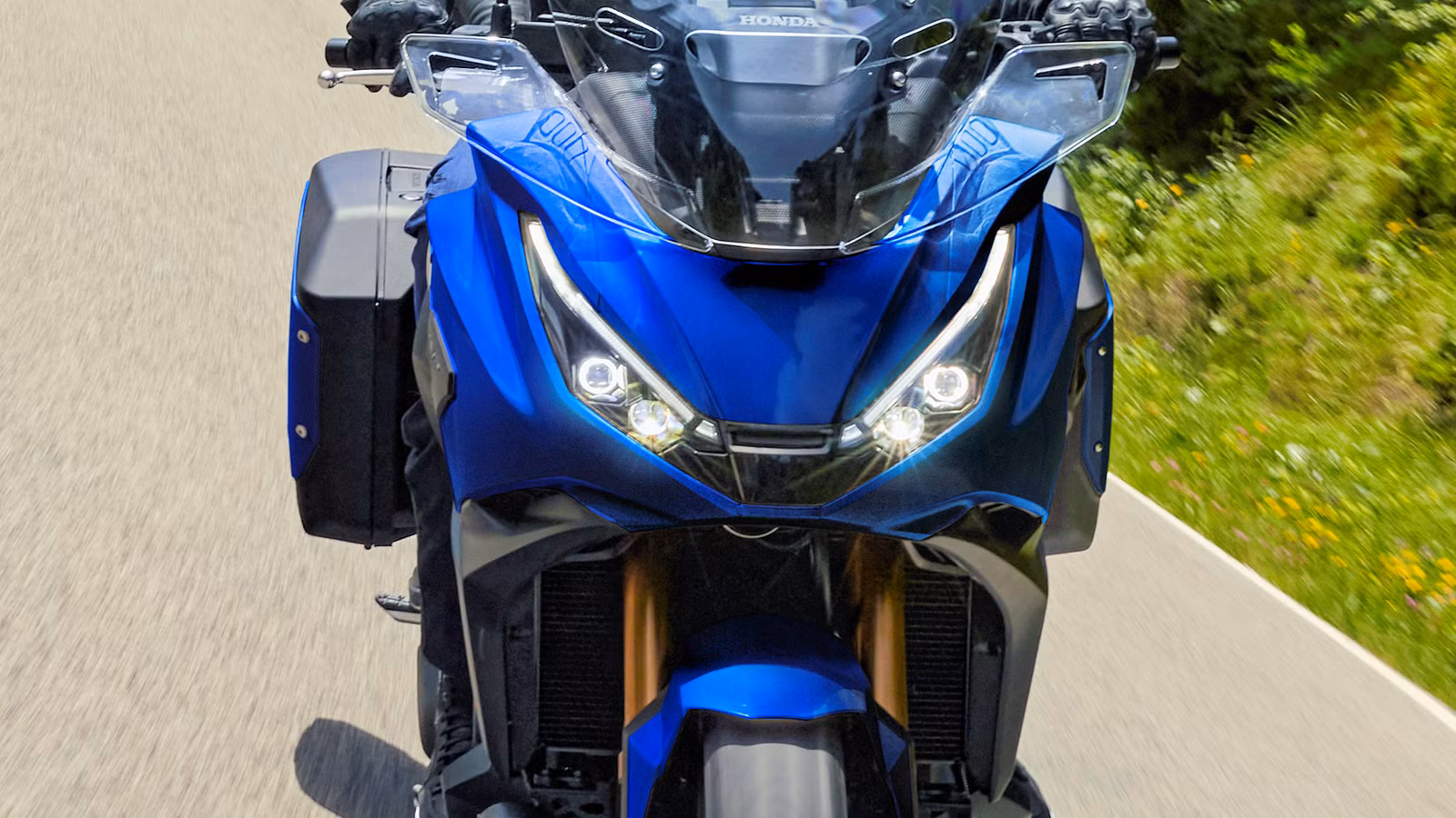 10 Touring Bikes That Still Feel Great After 50,000 Miles