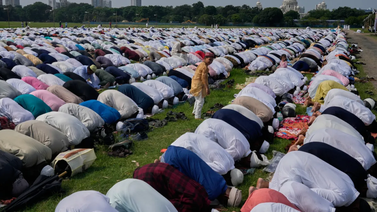 Indians celebrate Eid al-Adha amid prayer restrictions