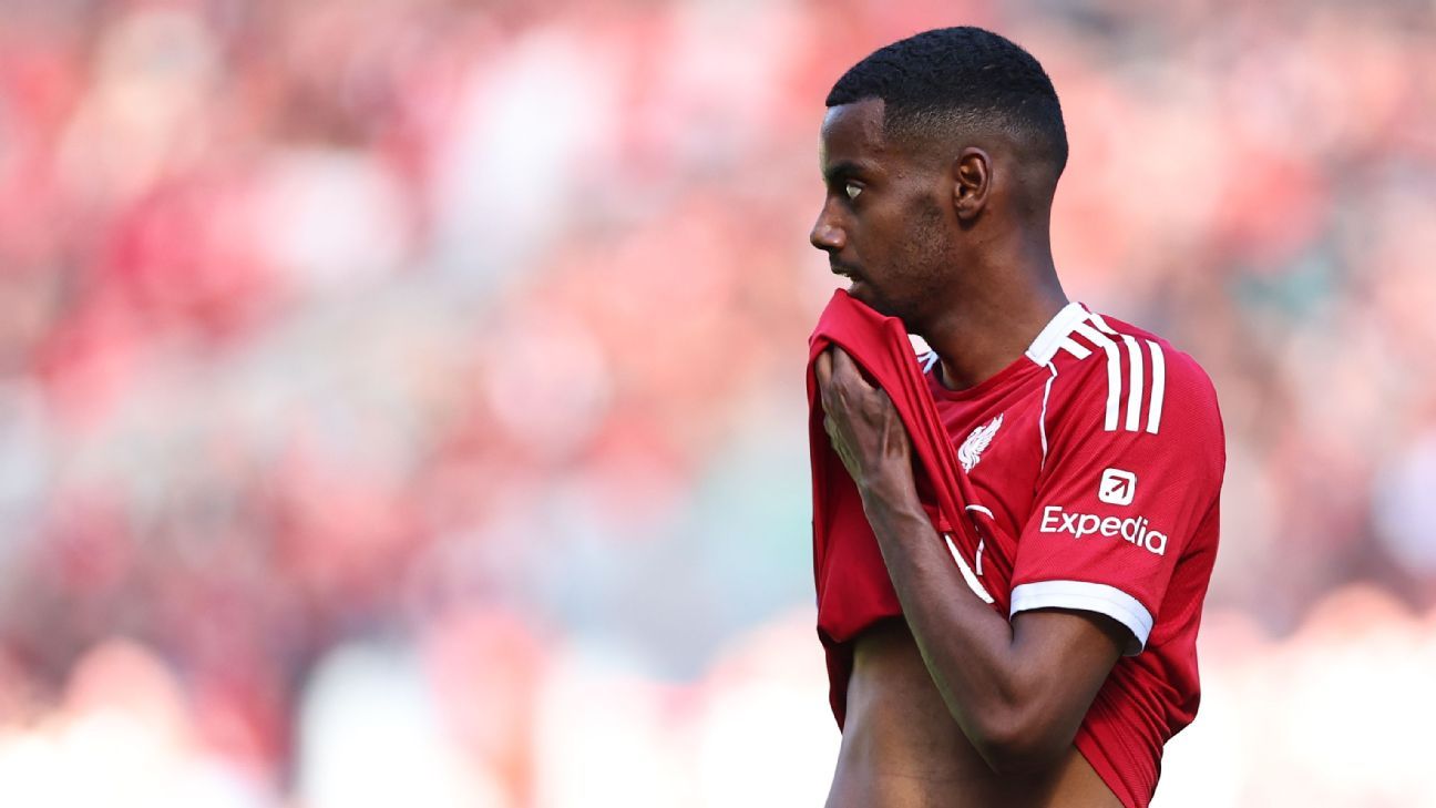 Salah back in Liverpool squad; Isak ruled out