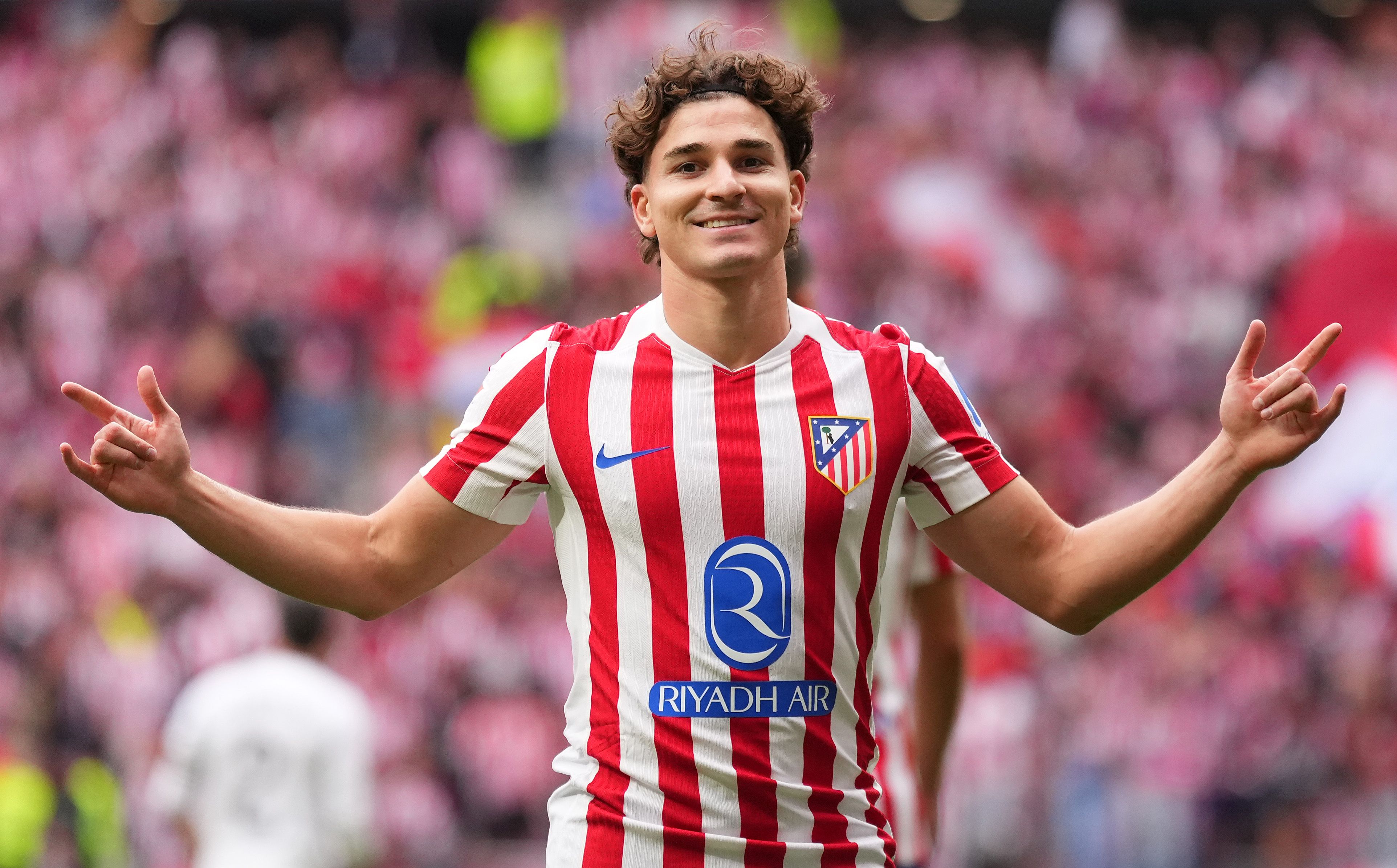 Atlético troll Barça amid Julian Álvarez interest