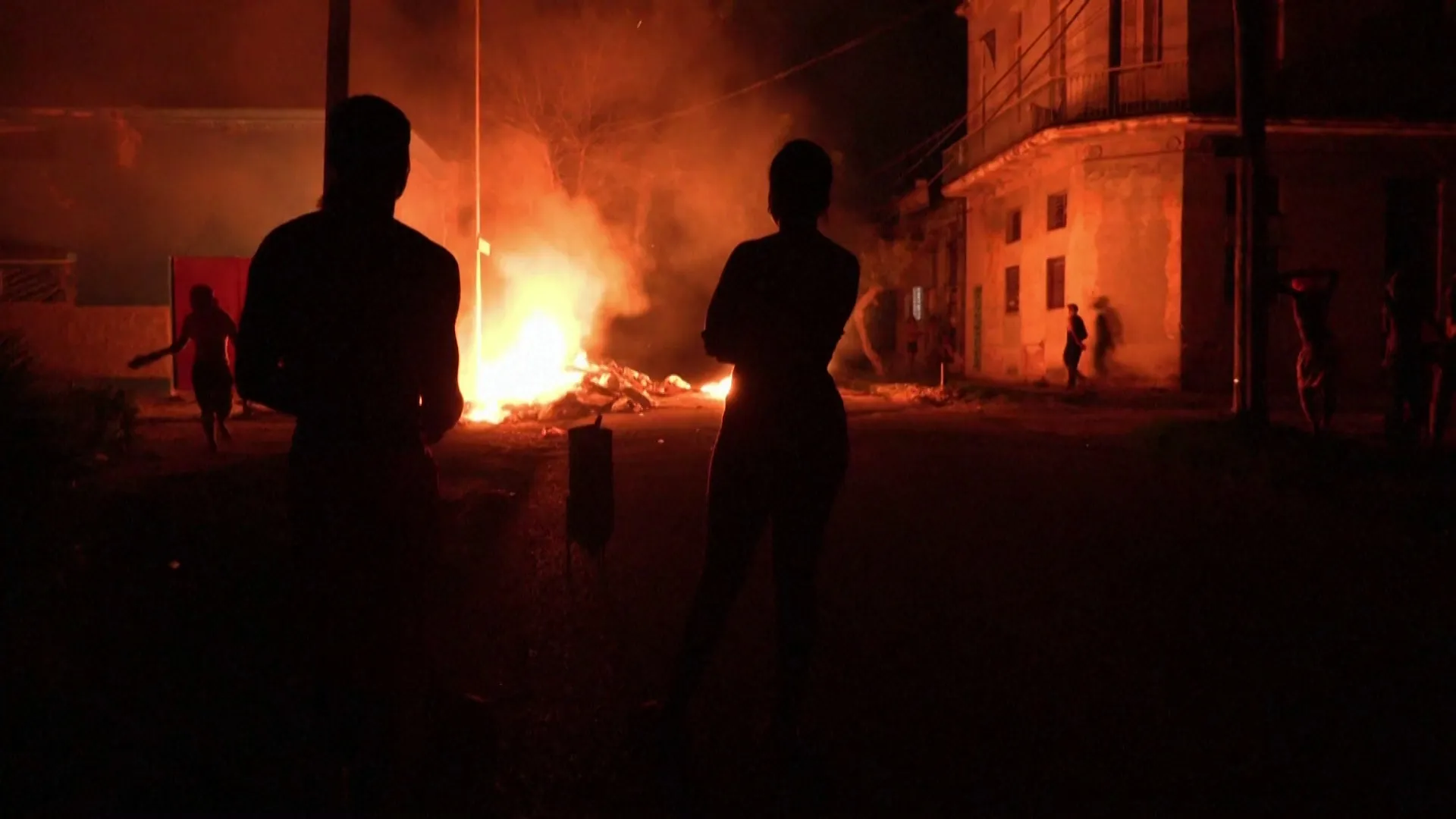 Cuba hit by protests, blackouts amid oil shortage