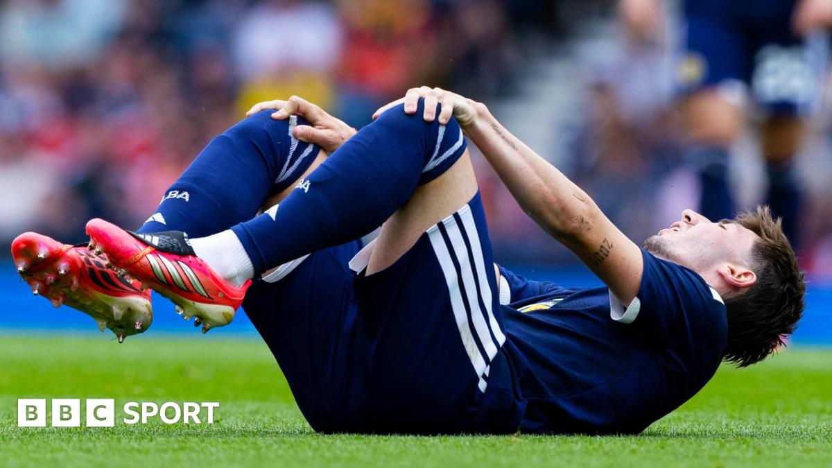 Gilmour ruled out of World Cup - could Man Utd's Fletcher replace him?