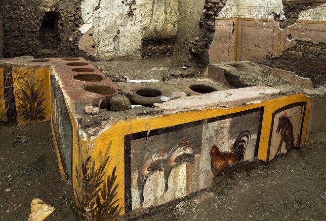 Что скрывали древнеримские таверны: археологи нашли ответ спустя 2000 лет