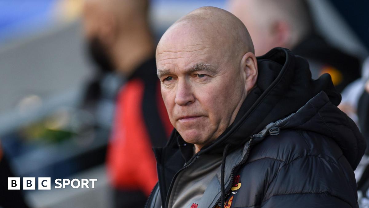 Rugby league legend and broadcaster John Kear dies aged 71