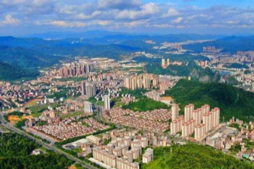 国际知名临床医学科学家李竞存任香港第三所医学院创院院长