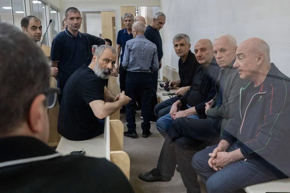 «Ժողովուրդ». Գերիների փոխանակո՞ւմ «մեծ գործարքով»․ քննարկումները կարո՞ղ են վերածվել ԱՄՆ–Ադրբեջան–ՀՀ քաղաքական առևտրի