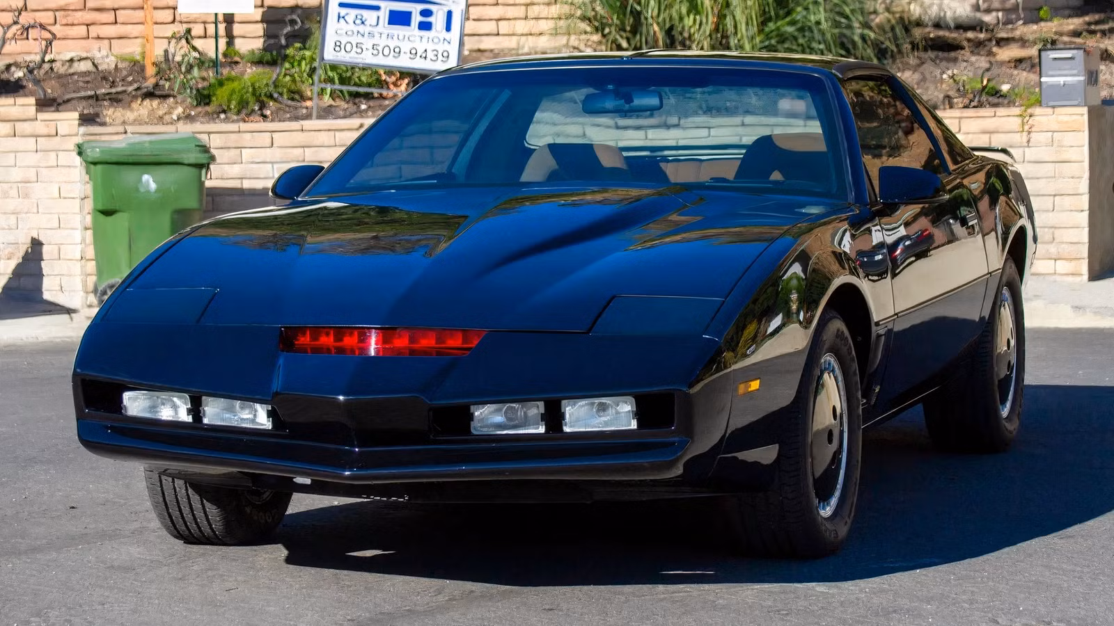 A Museum's KITT Replica Just Got A Speeding Ticket—And It Hasn't Moved In Years
