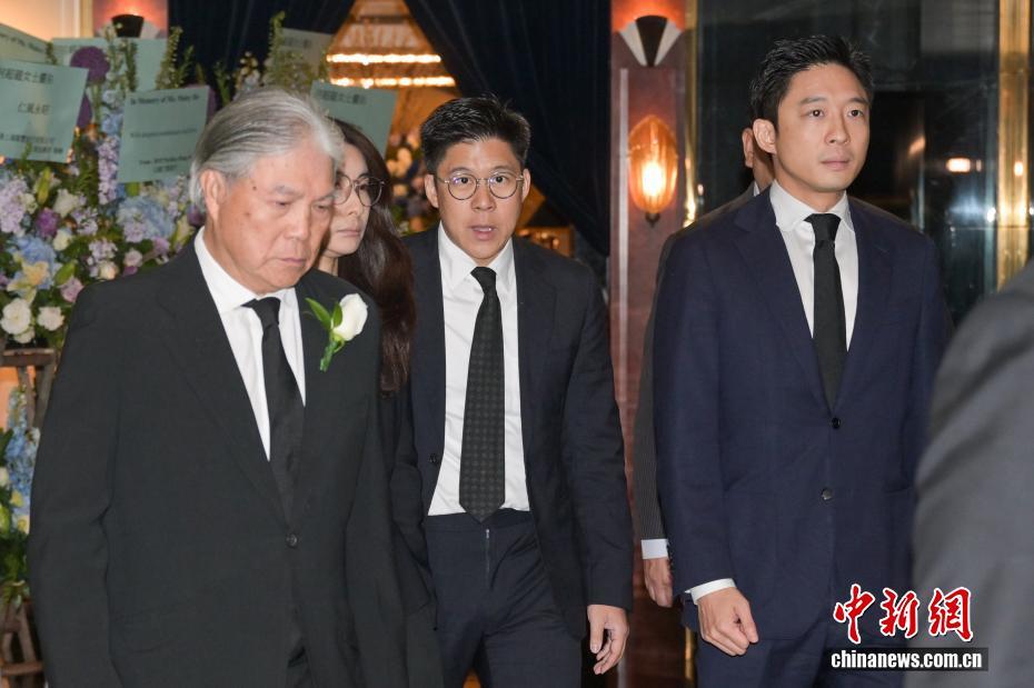 何超蕸追思会在香港举行