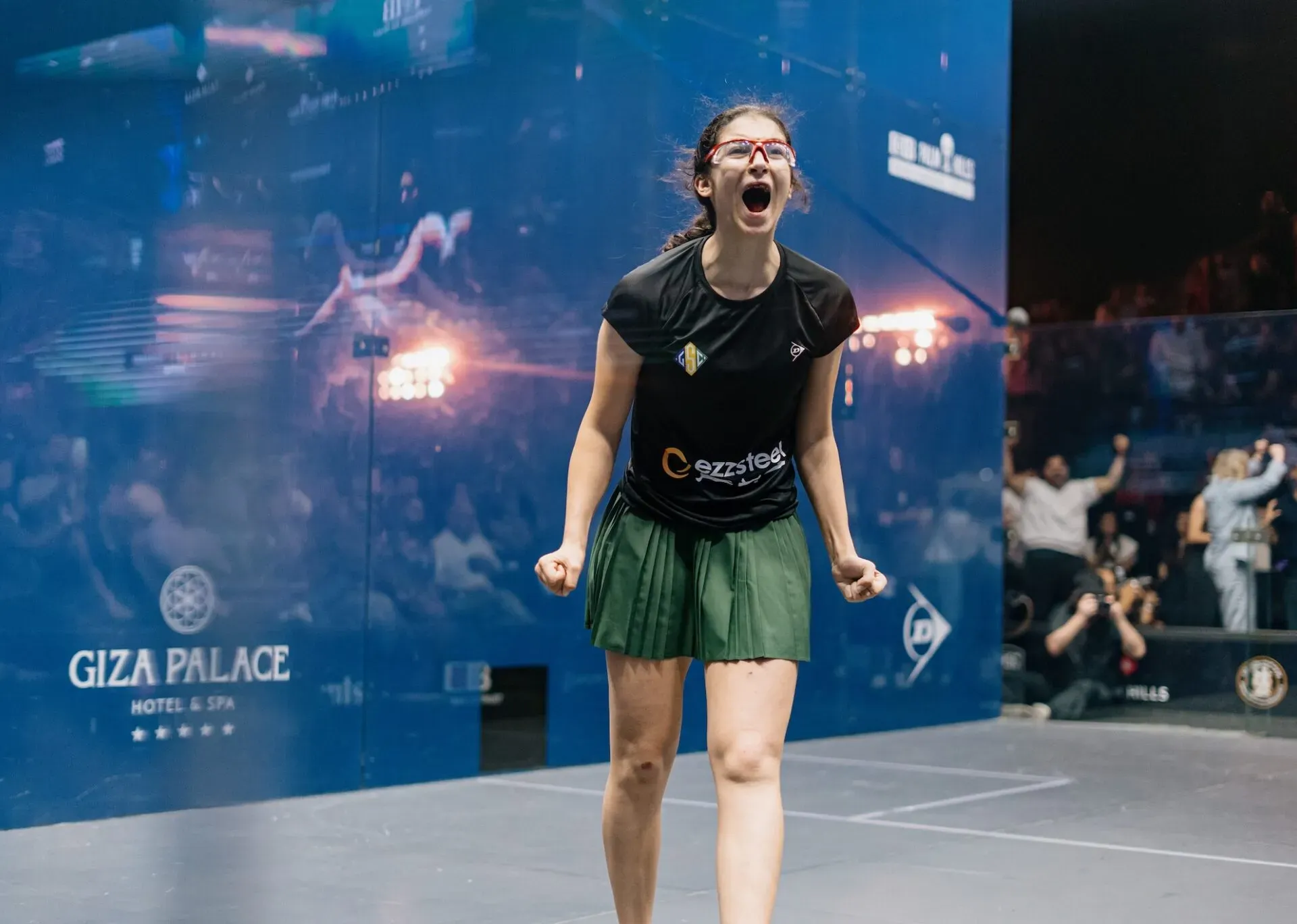 Egyptian teen Amina Orfi beats El-Sherbini to win PSA world squash title