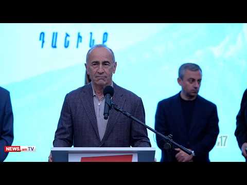 Кочарян: За 10 лет пребывания в должности президента не было ни разу, чтобы гражданин задал мне вопрос - может быть война?