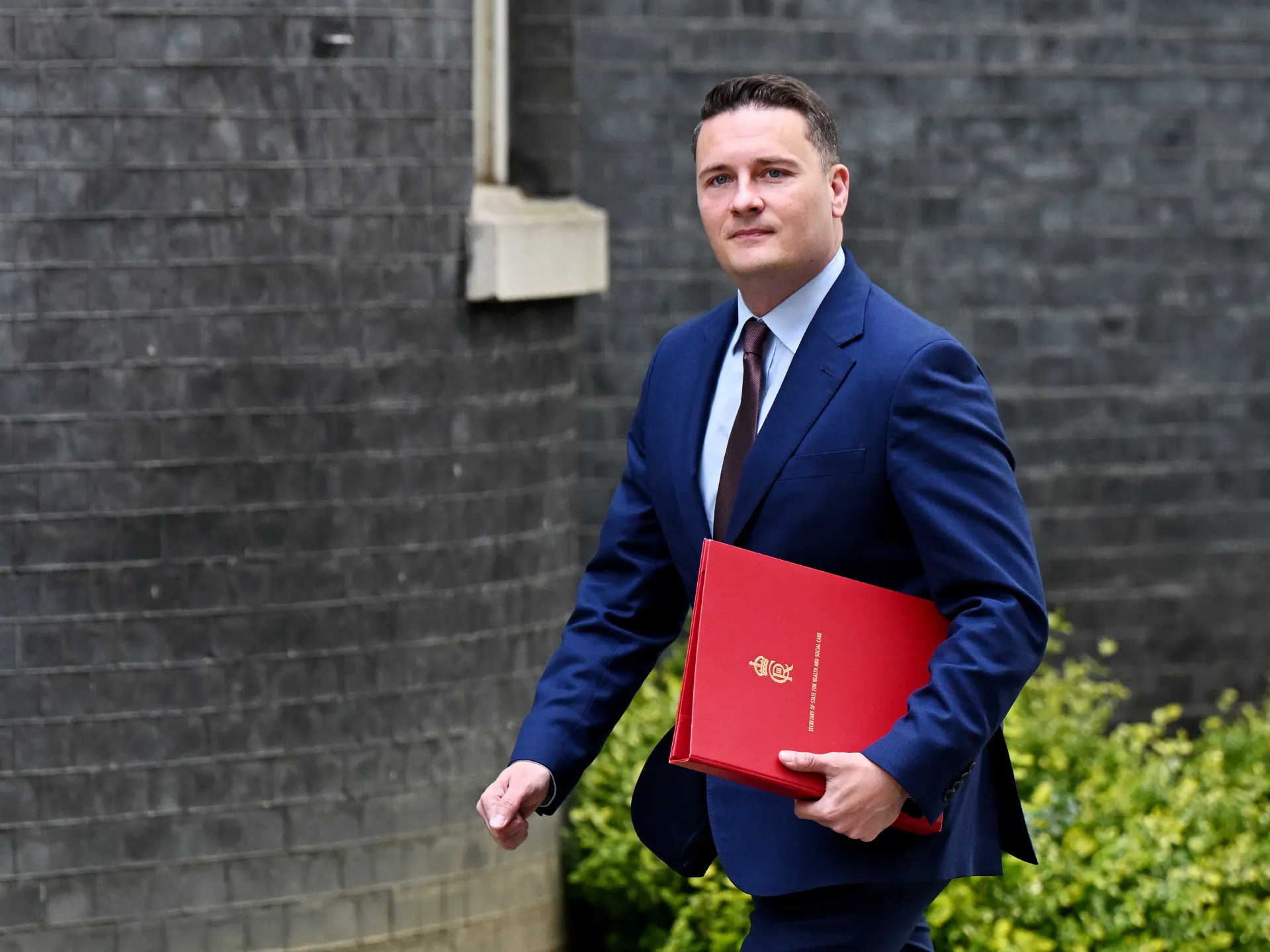 Britain’s Health Secretary Wes Streeting resigns from government