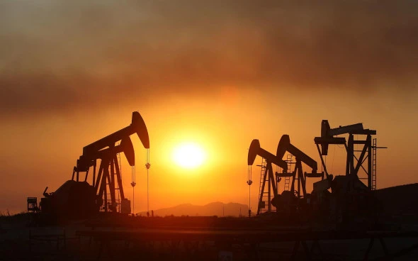 Oil prices falling after strong gains in previous trading session