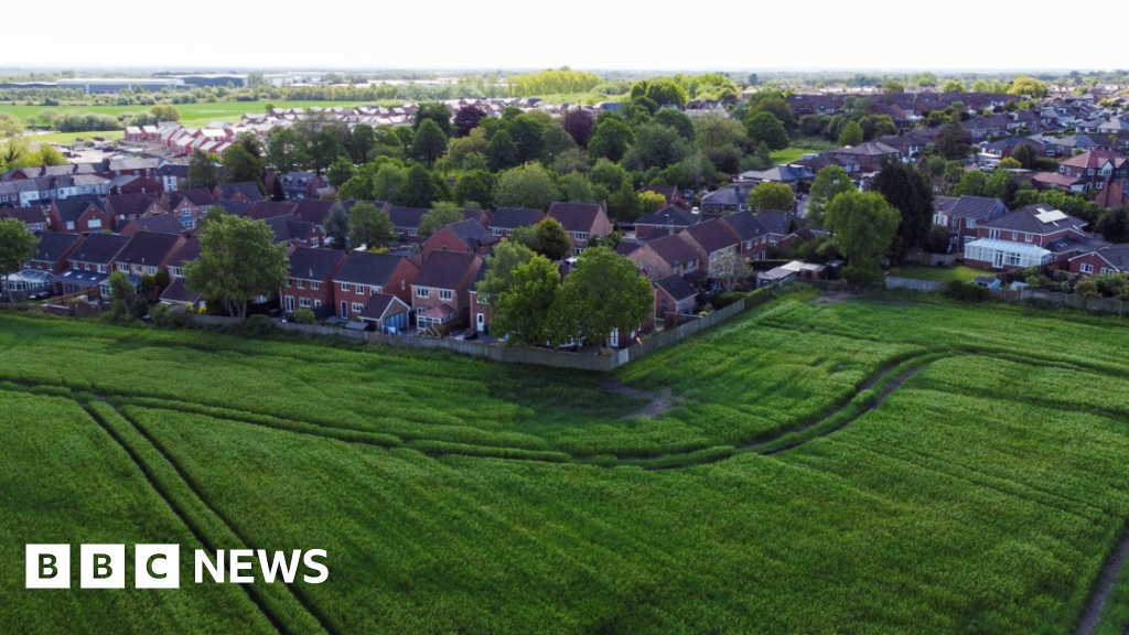 Makerfield by-election candidates announced