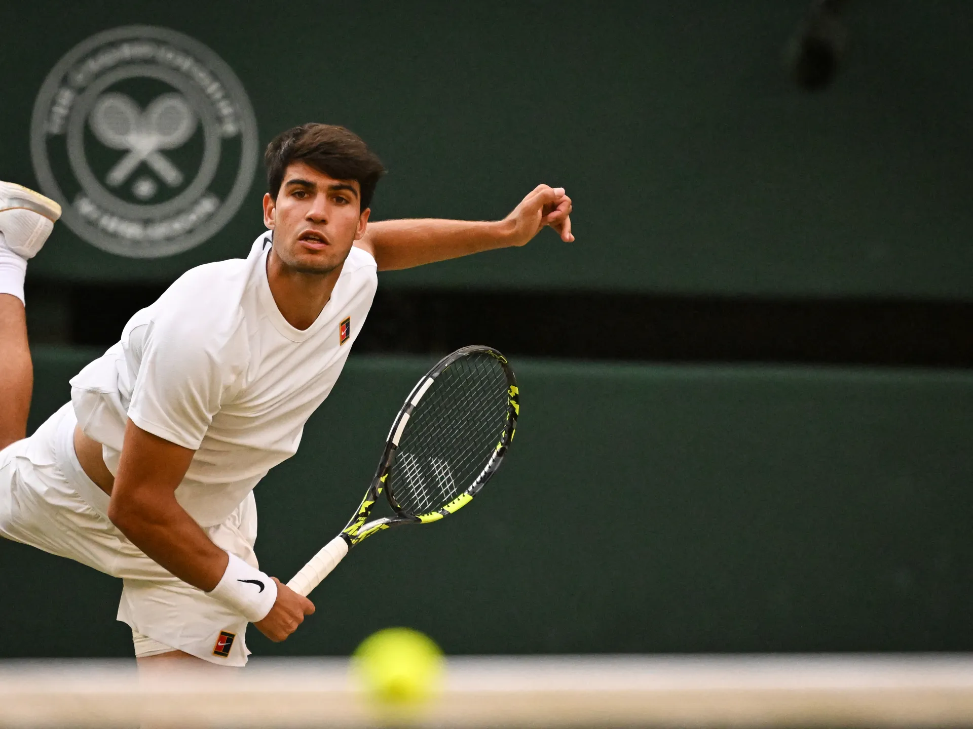 Carlos Alcaraz withdraws from Wimbledon with wrist injury