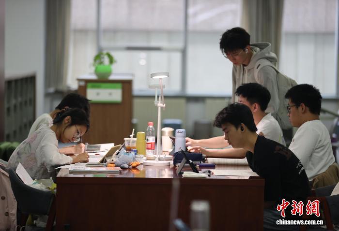 算法时代，如何让阅读更加深入？