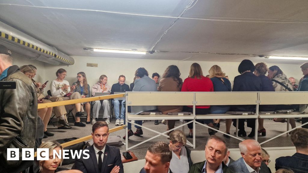 Lithuania's leaders take shelter during drone air alert