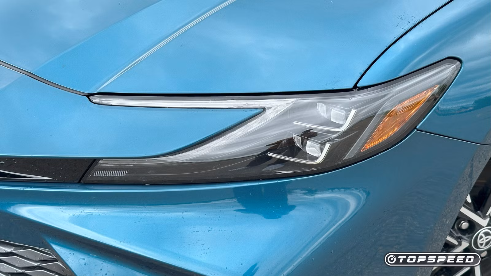 Why The Toyota Camry Hybrid Continues To Dominate The Midsize Sedan Market